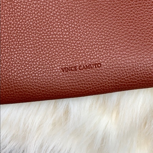 Vince Camuto Large Leather Tote with Pocket Slip - Picture 4 of 5